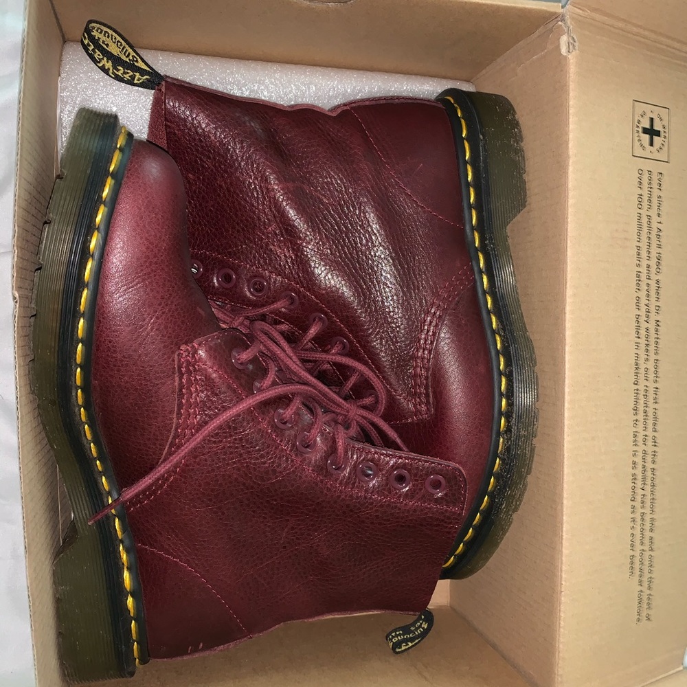 Super cute doc martens that I wore 3 times!